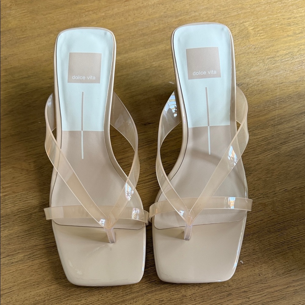 Dolce Vita Brevel Vinyl Jelly Heel - Picture 2 of 5